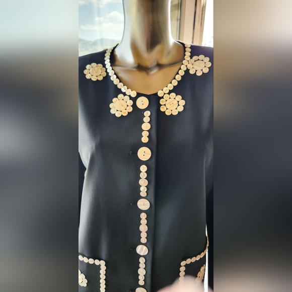 Stunning Vintage Victor Mother of Pearl Button Embellished Jacket - Picture 2 of 6